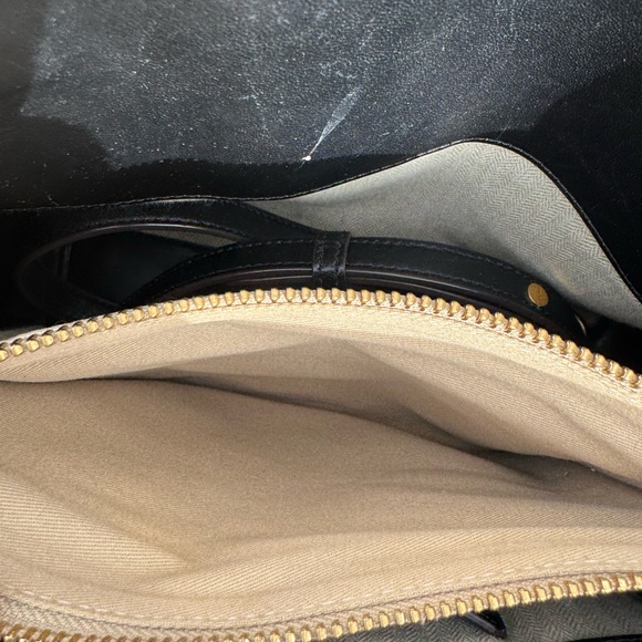 Tory Burch Lee Radziwill Croc-Embossed Leather Bag - Picture 11 of 15